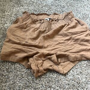 Linen shorts